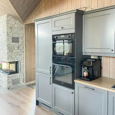 Architect Mountain At Lygna With Views