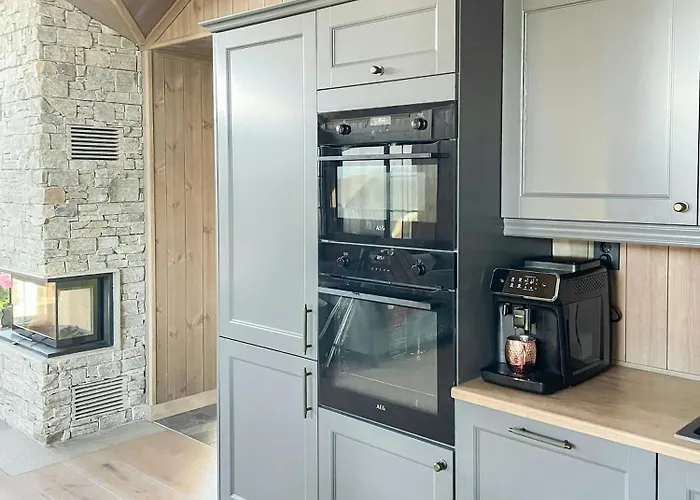 Architect Mountain At Lygna With Views